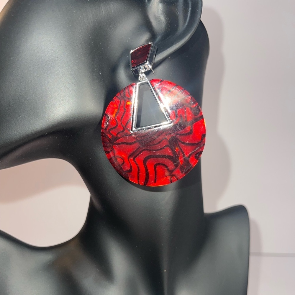 NWOT Red & Black Geometric Pierced Earrings